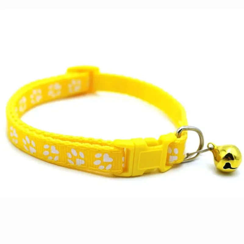 Collar de moda para gatos, con diseño colorido y campana, ajustable, para gatos y gatitos, collar con anillo DIY, accesorios para mascotas